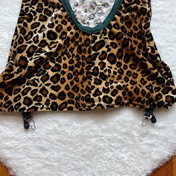 Solstice Intimates Wildcat Set - Picture 7 of 13